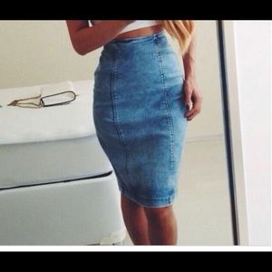 Guess sieraa acid wash pencil skirt nwt